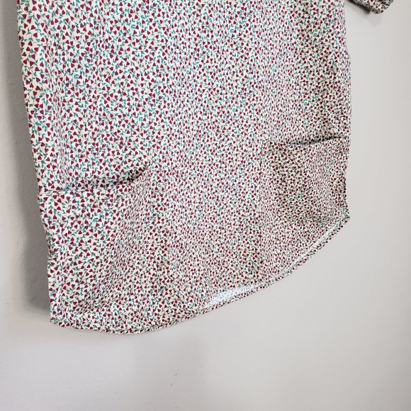 Apple Life Heart Floral Feminine Scrub Top - Picture 3 of 10